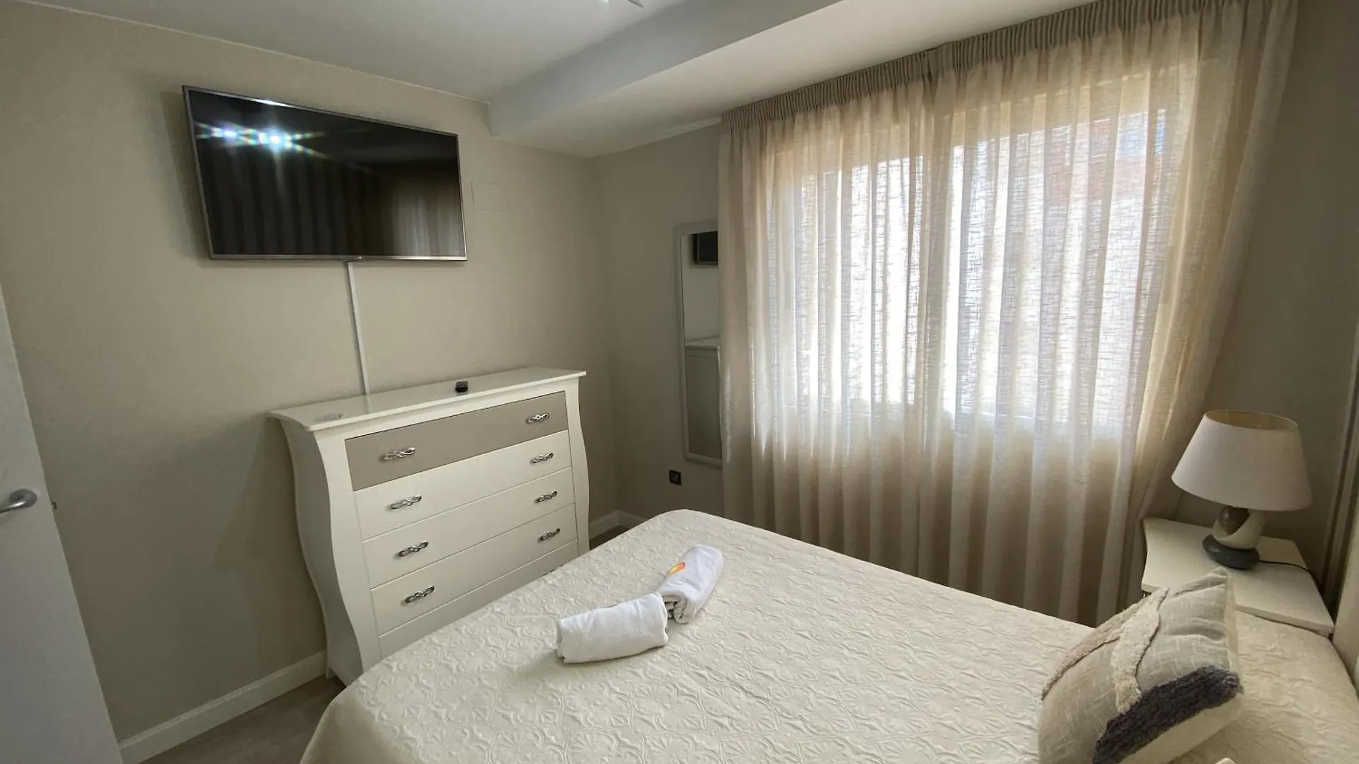 Апартаменты Apartamento Ezequiel By Solymar Holiday Торре-дель-Мар Испания