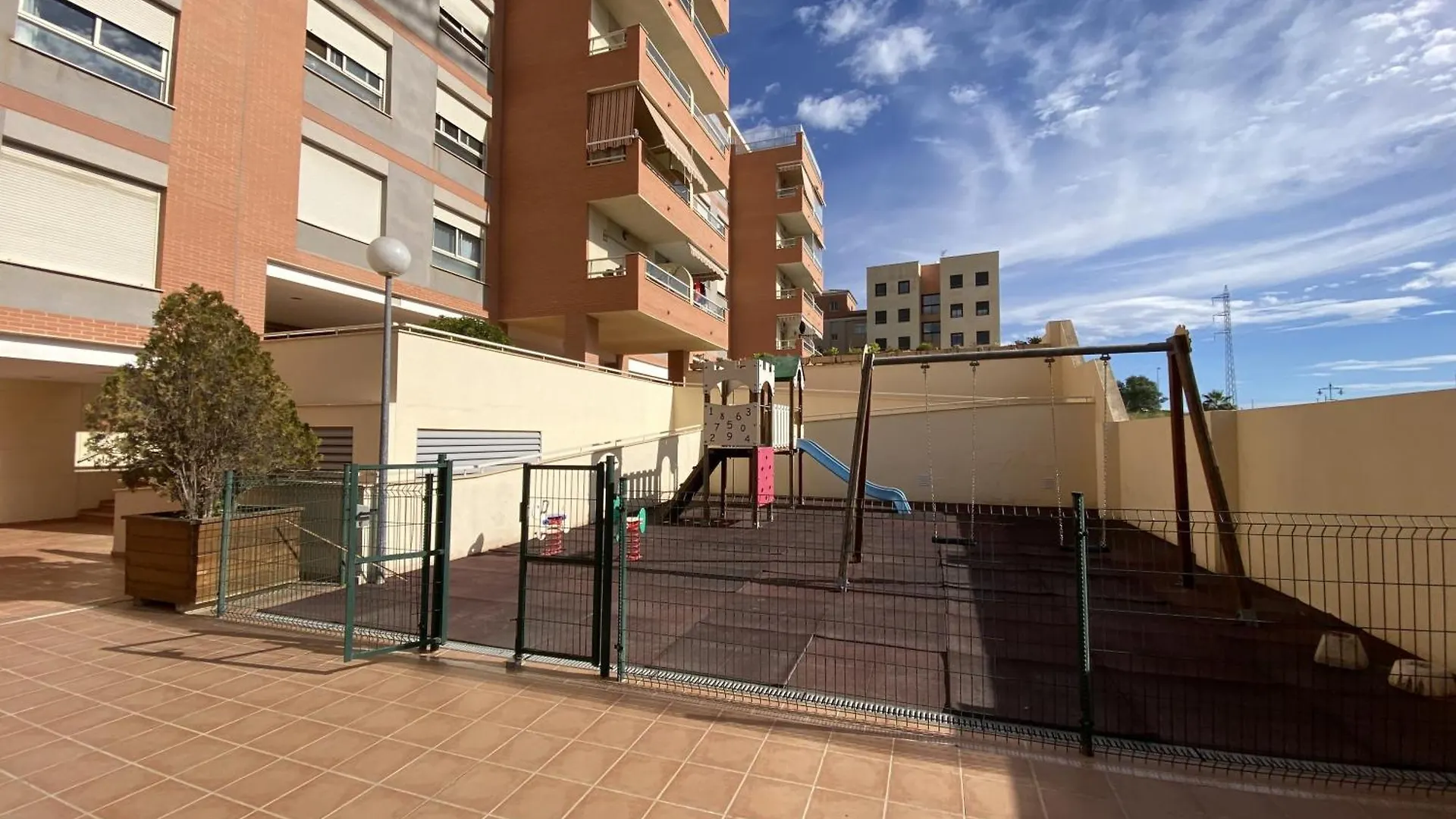 Апартаменты Apartamento Ezequiel By Solymar Holiday Торре-дель-Мар
